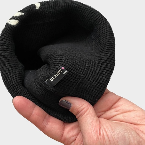 Brandy Melville Black LA Bones Beanie - Picture 5 of 5